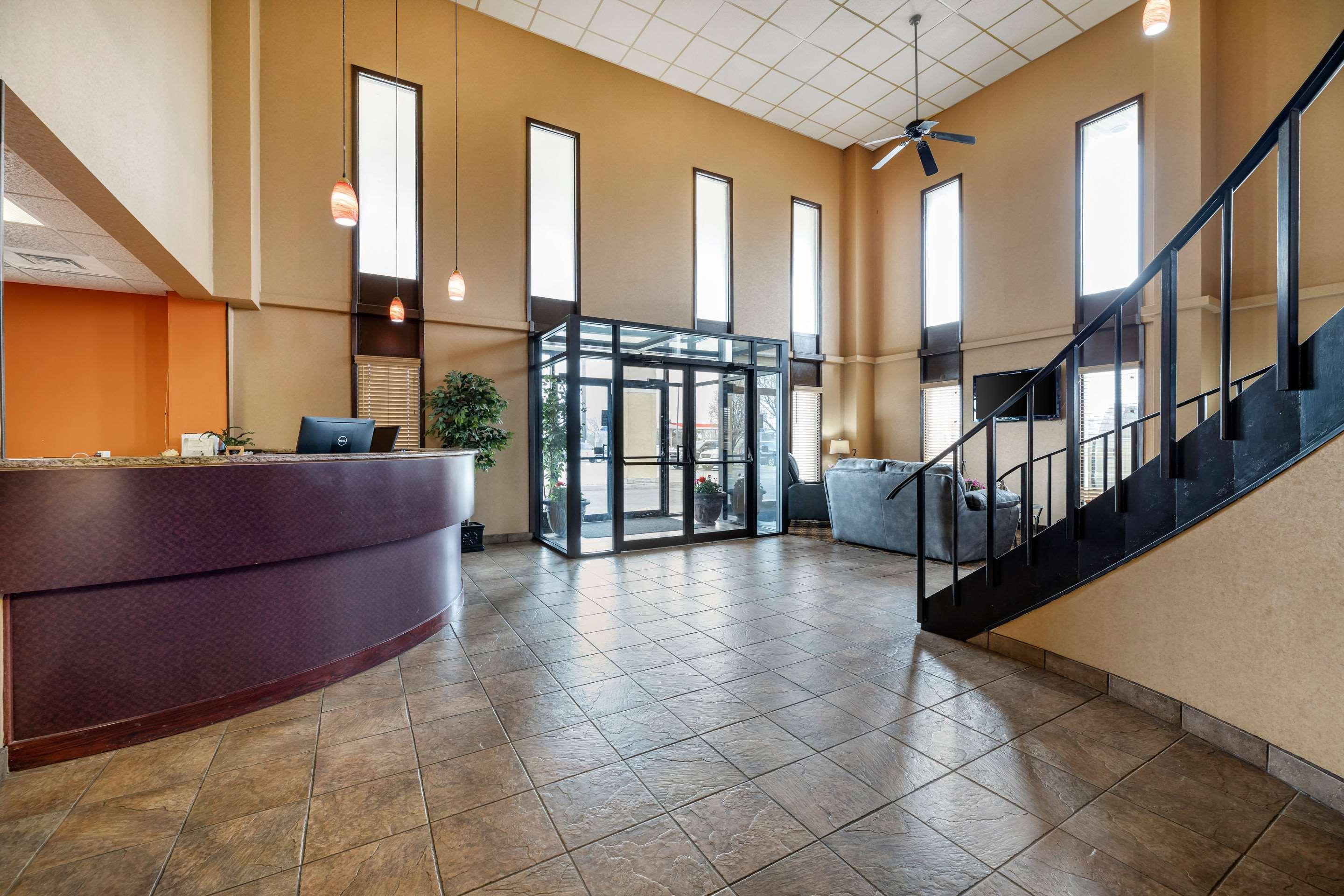 Rodeway Inn South Hutchinson Εξωτερικό φωτογραφία