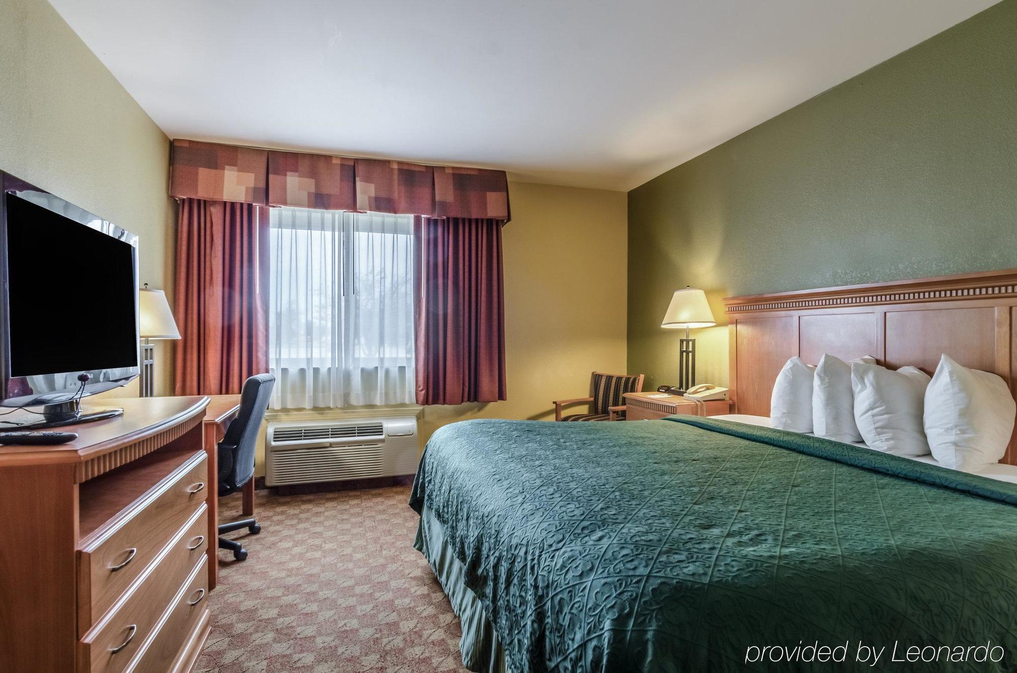 Rodeway Inn South Hutchinson Εξωτερικό φωτογραφία