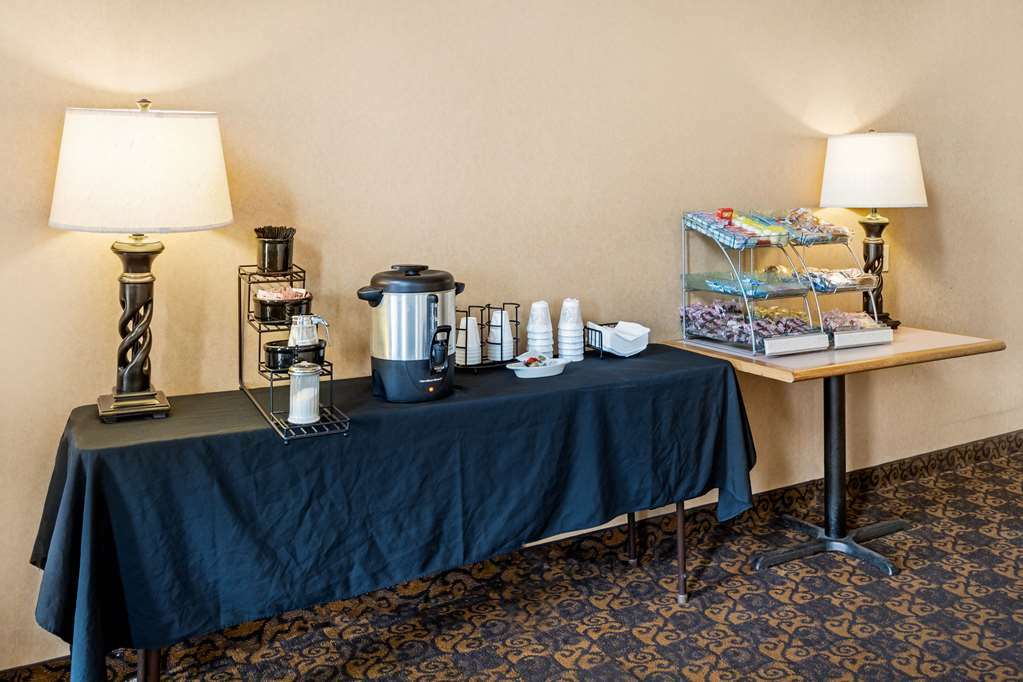 Rodeway Inn South Hutchinson Εστιατόριο φωτογραφία